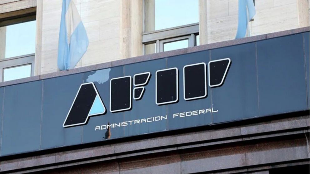 El Gobierno disolverá la AFIP y creará la Agencia de Recaudación y Control Aduanero.