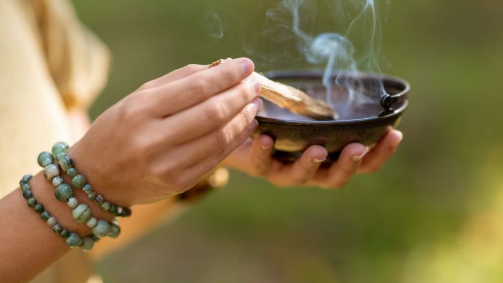 Cargados de mala onda: cuatro signos que necesitan con urgencia una limpieza energética, antes de que termine octubre.