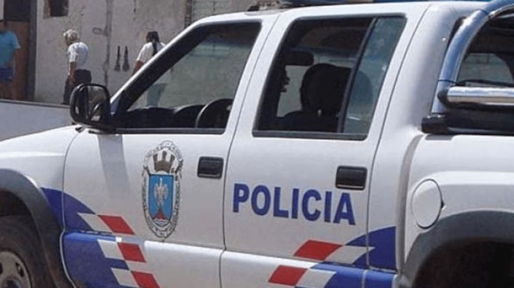 Un hombre fue detenido después de acuchillar al novio de su ex.