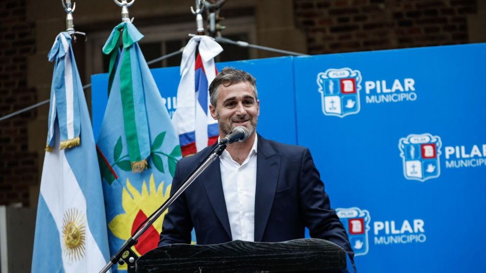 Histórico: Achával anunció el inicio de la construcción de la Universidad Nacional de Pilar