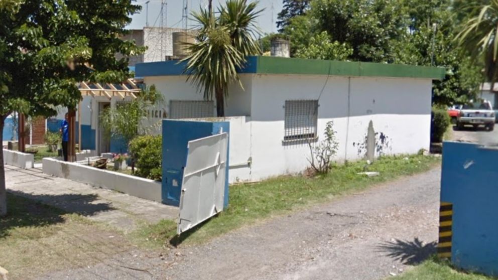 Integrantes de esta comisar�a investigan el suceso.