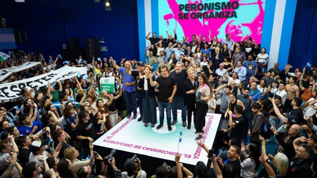 Cristina Kirchner al peronismo: "Este panorama distópico torna impresindible enderezar al PJ"