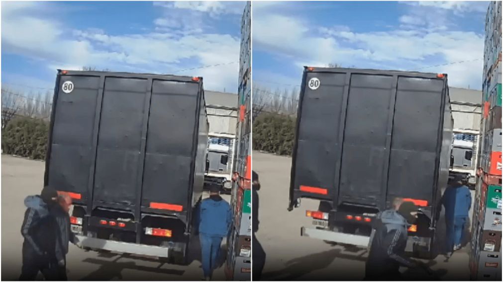 Actuaban encapuchados y con armas largas.