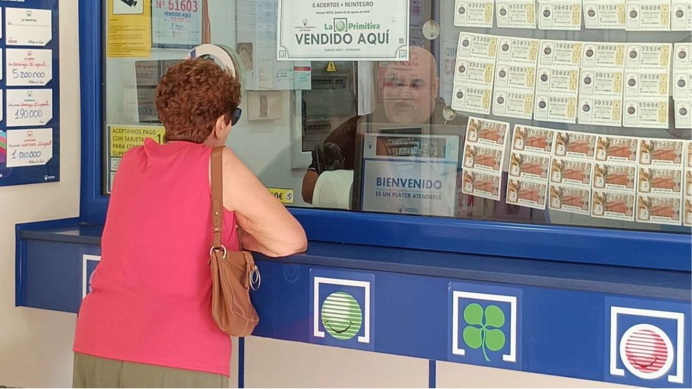 La jubilada ganadora de millones en la Quiniela fue víctima de una cruel estafa por parte de una mujer que se hizo pasar una asesora financiera (Imagen ilustrativa).