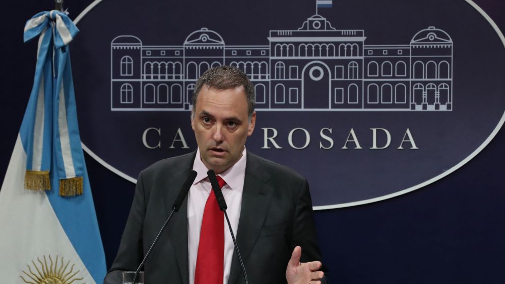 Manuel Adorni sobre las tomas universitarias: "Es un delito y debe intervenir la Justicia"