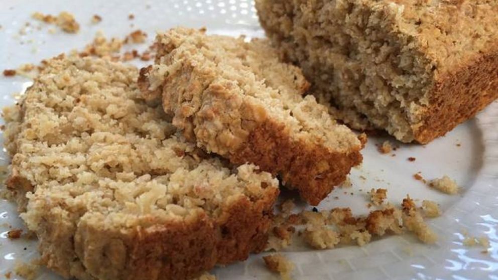 Receta de budín matero con avena y coco: fácil y saludable.