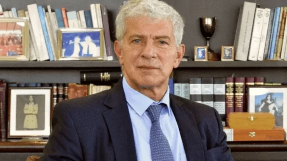 Mariano Cúneo Libarona volvió a defender las SAD.