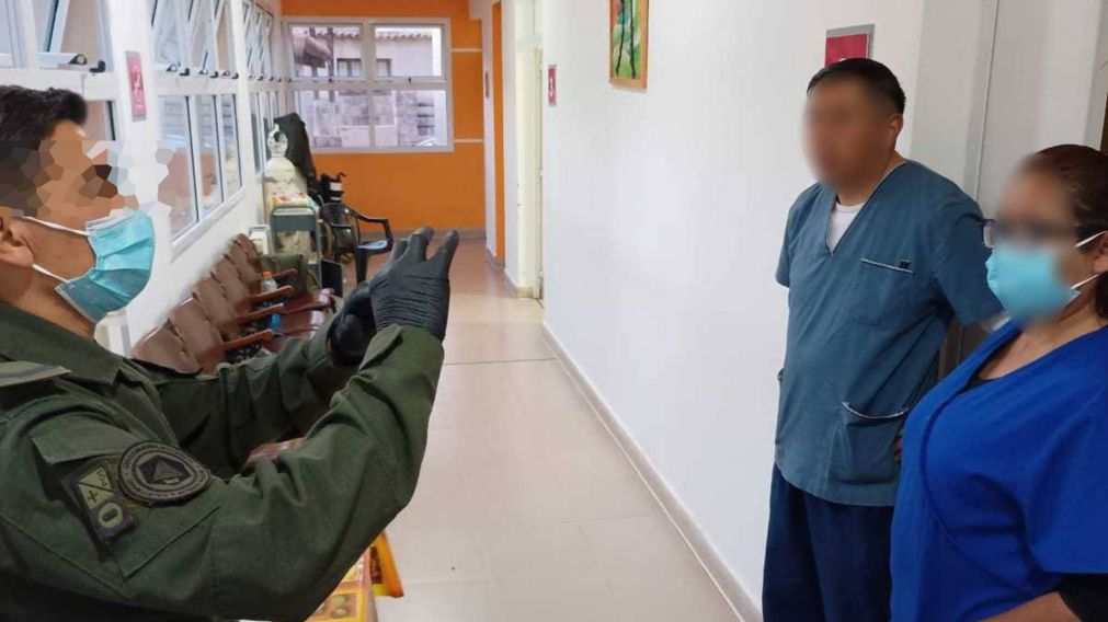 Mulas desde Bolivia: caen seis personas con 437 c�psulas de coca�na en su vientre intentando entrar a Jujuy