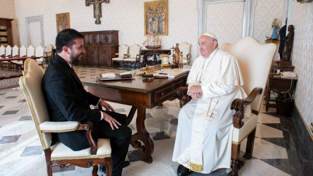 El Papa Francisco recibió al secretario de Culto y Civilización, Nahuel Sotelo.