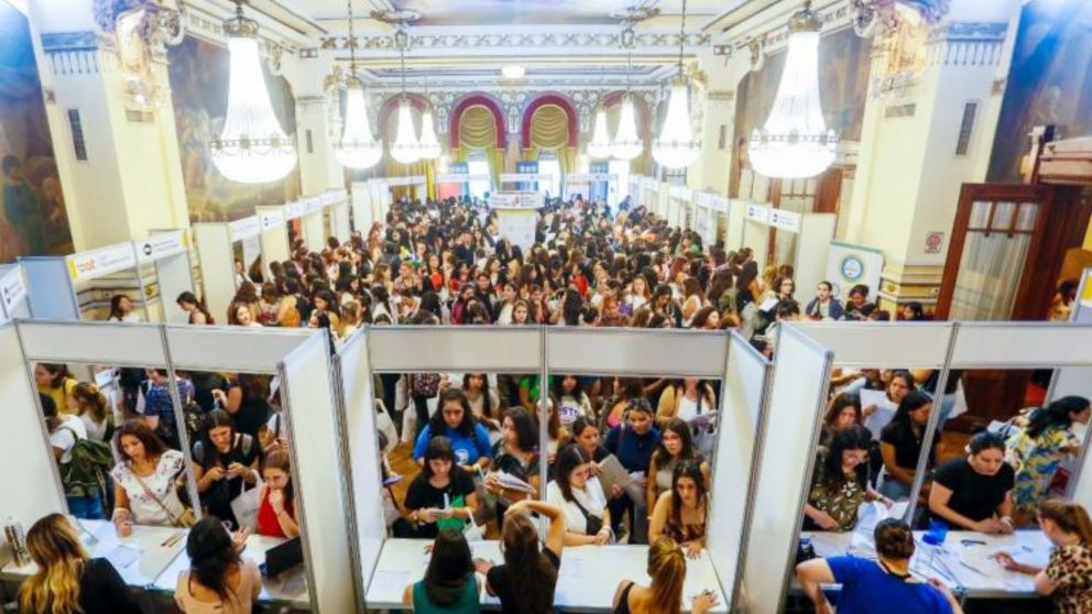 Expo Empleo BA: un nexo entre los jóvenes y su primer empleo.