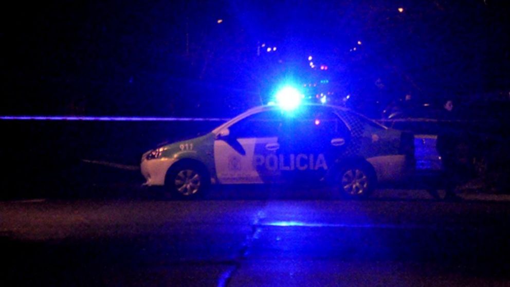 Los investigadores policiales se apersonaron en el lugar del crimen.