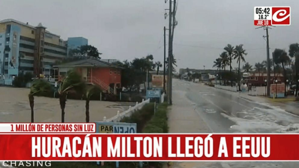 El huracán Milton llegó a Estados Unidos y ya se reportaron varias personas muertas