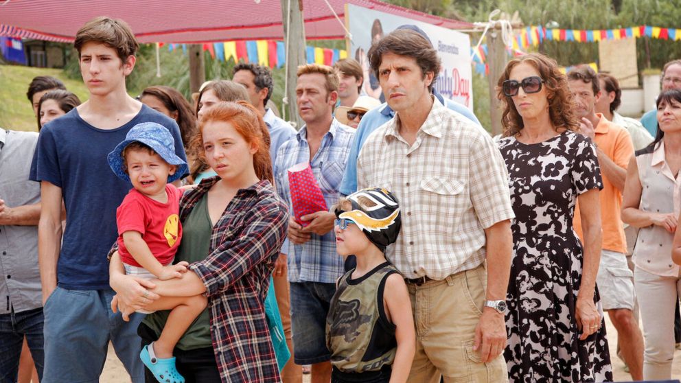 Diego Peretti sufre cuando "Mamá se fue de Viaje" en Netflix.