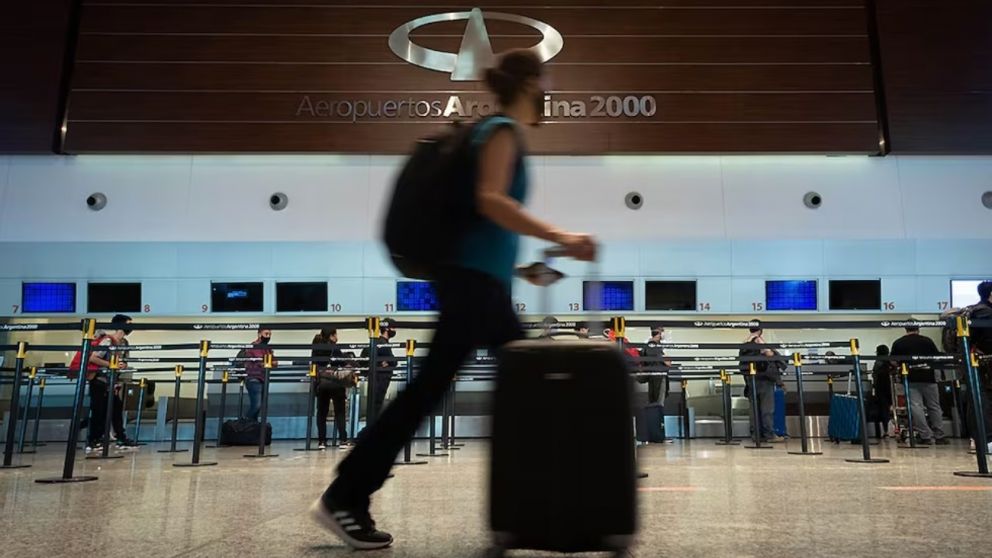 Con esta medida, los pasajeros deberán pagar un precio más elevado por boletos de avión.