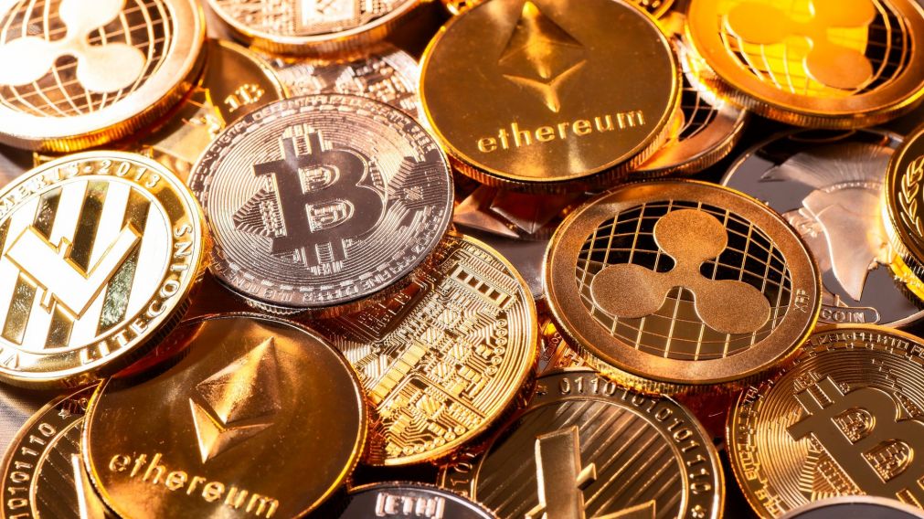 Many coins of various cryptocurrencies