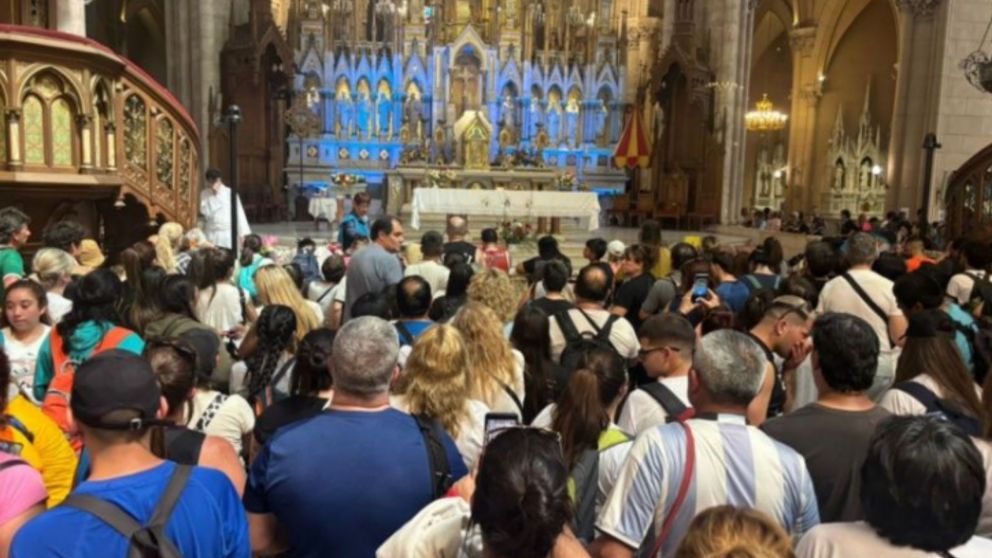 La basílica de Luján recibió a miles de fieles (Pablo Villan/Crónica).
