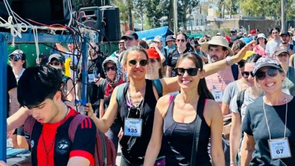 Pampita presente en la peregrinación de Luján.