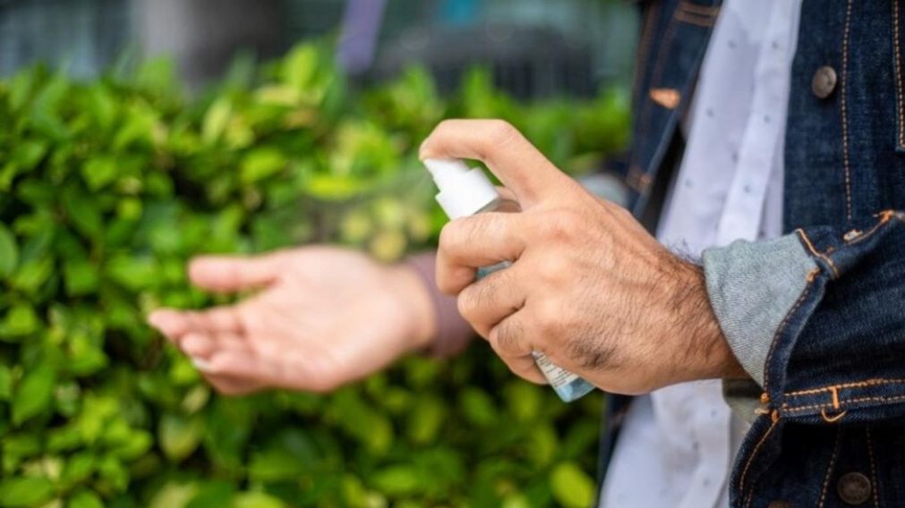 ANMAT prohibió un repelente de mosquitos "flojo de papeles" y peligroso (Freepik).