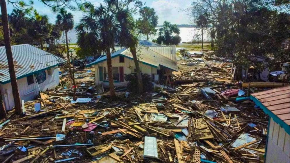 El huracán Helene dejó un camino de destrucción en el sureste de Estados Unidos, afectando severamente a comunidades en Carolina del Norte y Florida (Gentileza: The Associated Press).