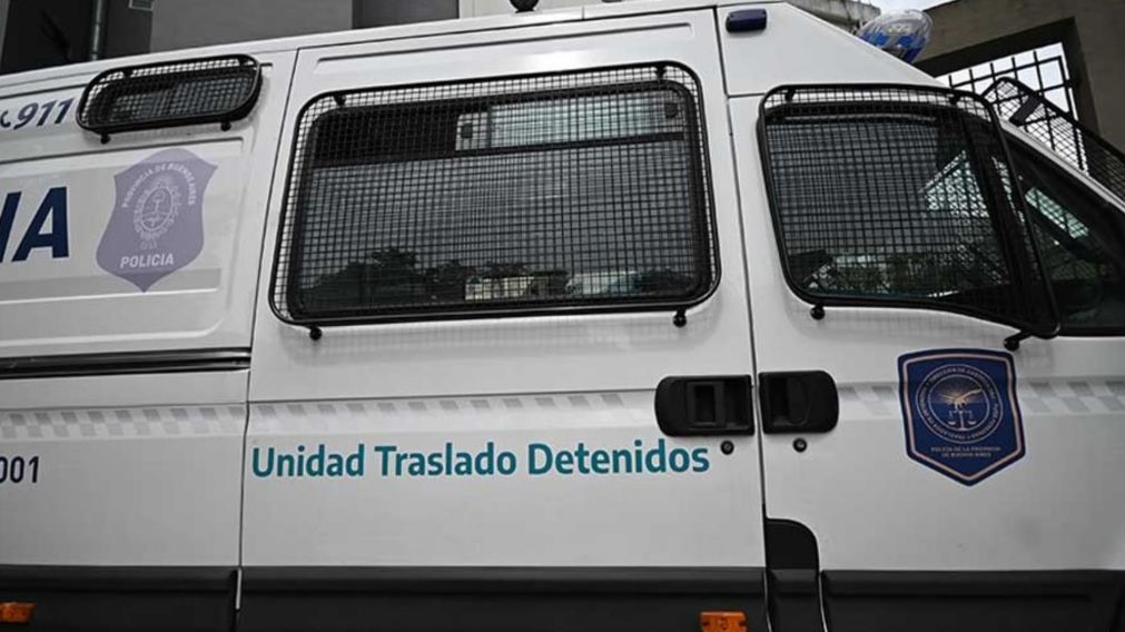 La víctima concretaba tareas en el área de Traslado de Detenidos.