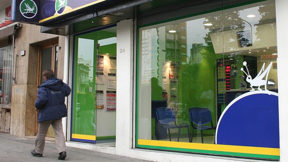 Fue a comprar VINO, jugó a la QUINIELA y ganó una FORTUNA: ¿En qué va a gastar la plata?