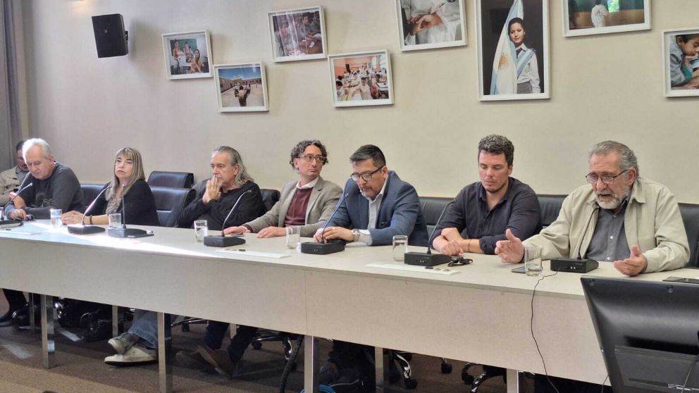 LOS REPRESENTANTES GREMIALES DESESTIMARON LA PROPUESTA.