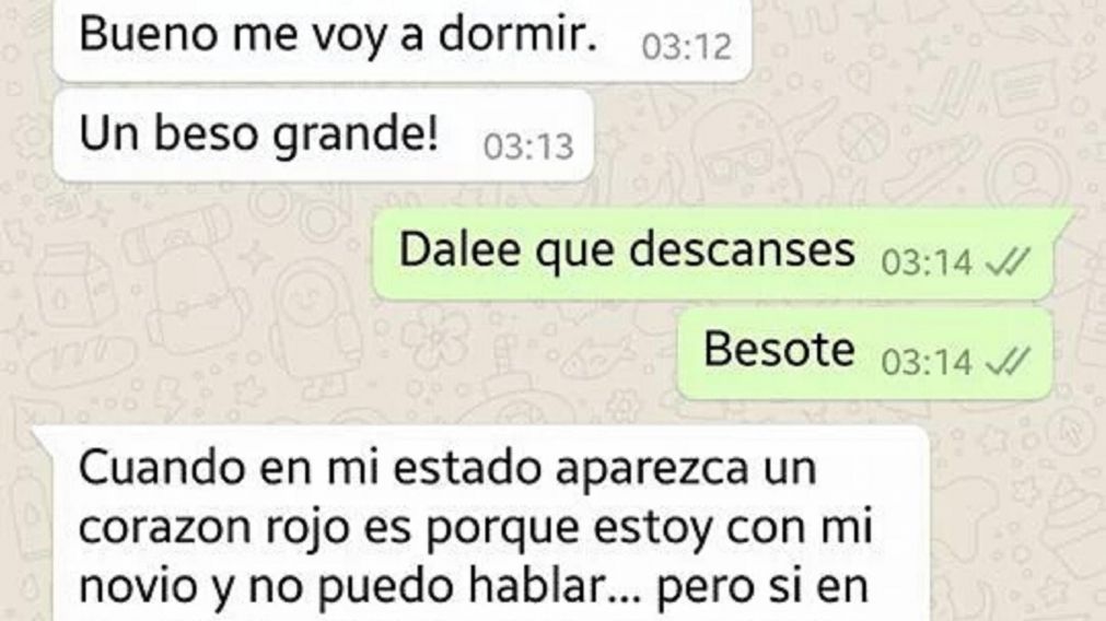 La retorcida estrategia que utiliza una joven para avisarle a su “amante” que puede hablarle por WhatsApp sin que el novio se entere.