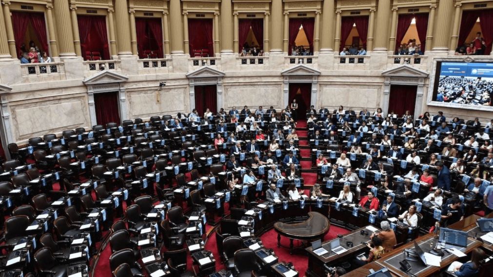 Diputados: el mi�rcoles debate la privatizaci�n de Aerol�neas Argentinas