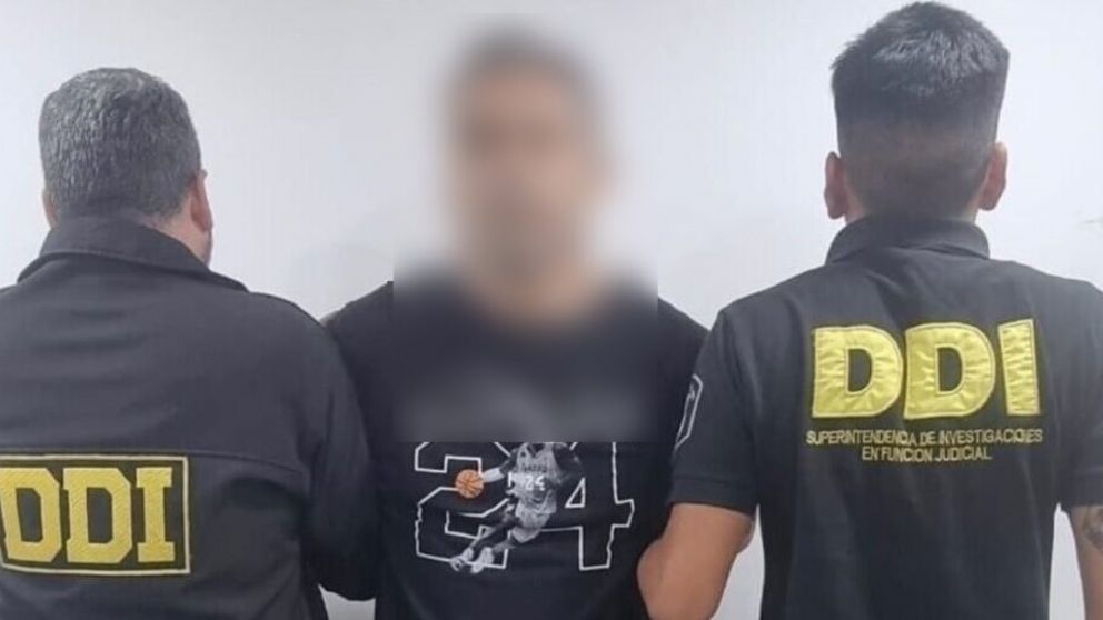 Cae ladrón que tomó de rehenes a un chico de 13 años y a su madre para robar en su departamento