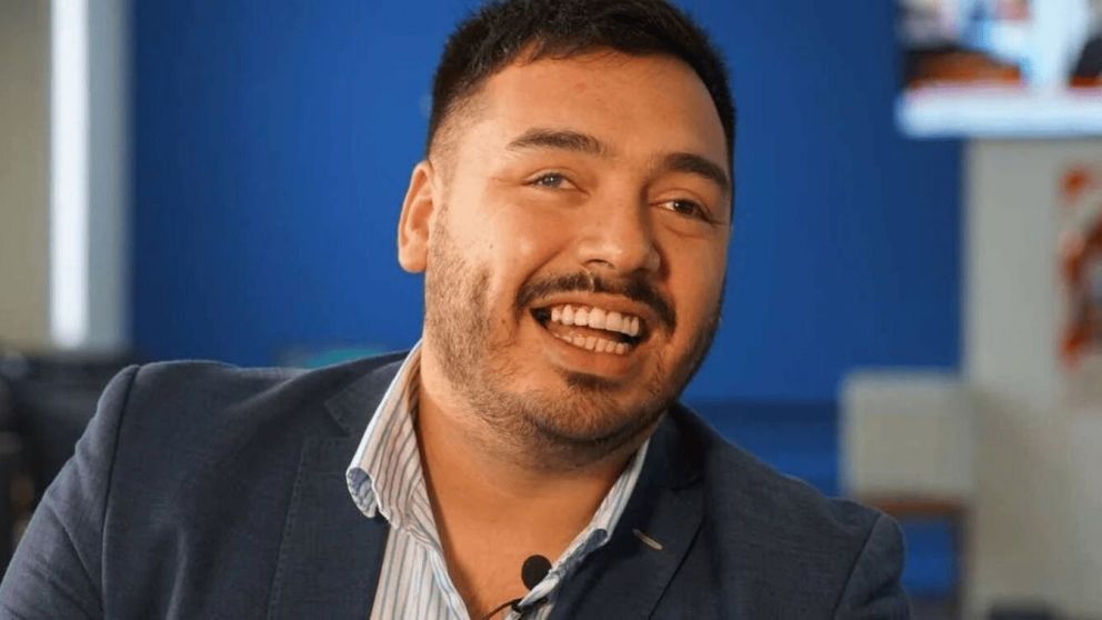 Nicolás Mattioli bajó a asistir a la víctima tras el impacto.