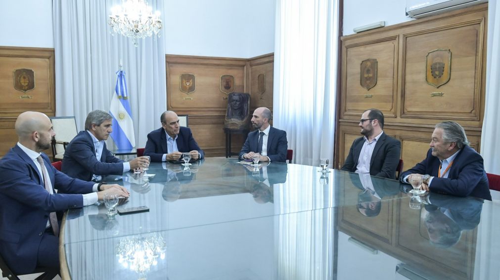El Gobierno se reuni� con representantes de la empresa Gol.