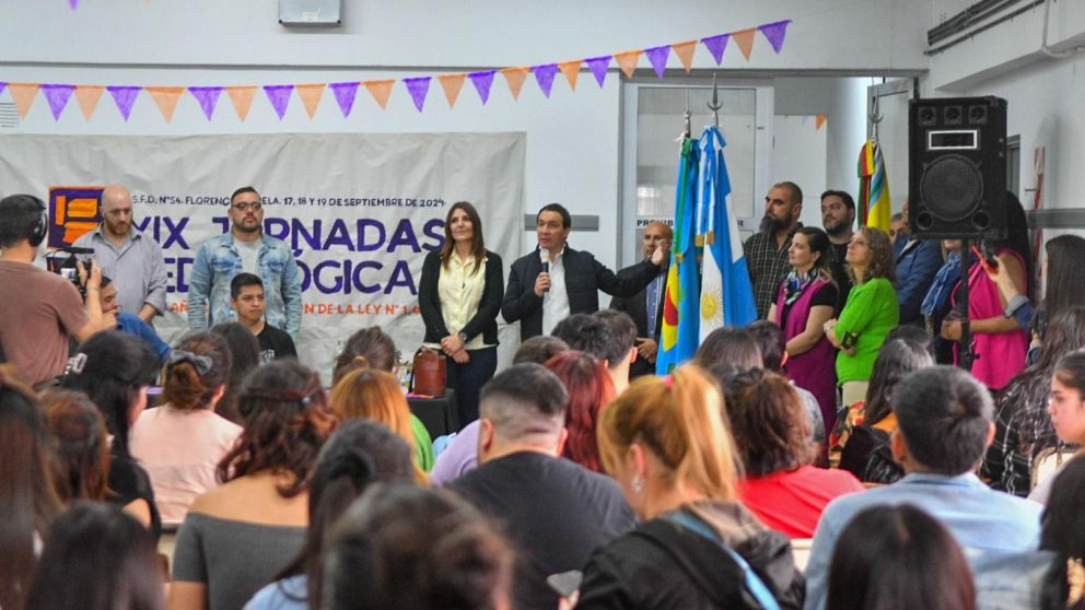 Refacción integral del Instituto Superior de Formación Docente Nº54.