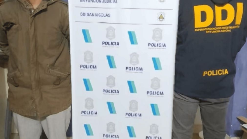 El hombre fue detenido por personal de la Policía Bonaerense.
