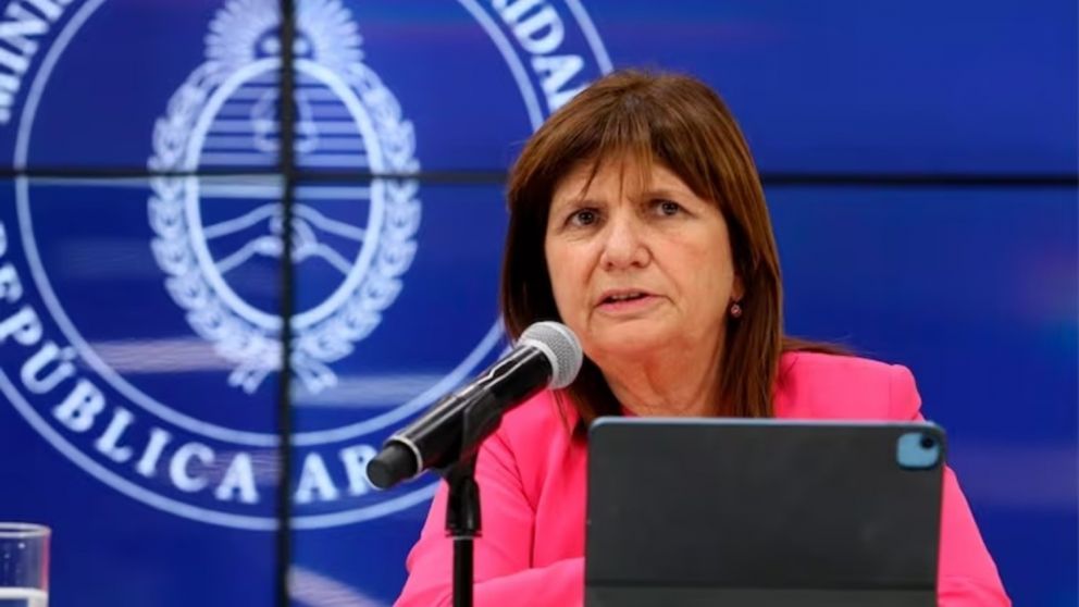 Patricia Bullrich reglamentó el Protocolo de Antibloqueos.