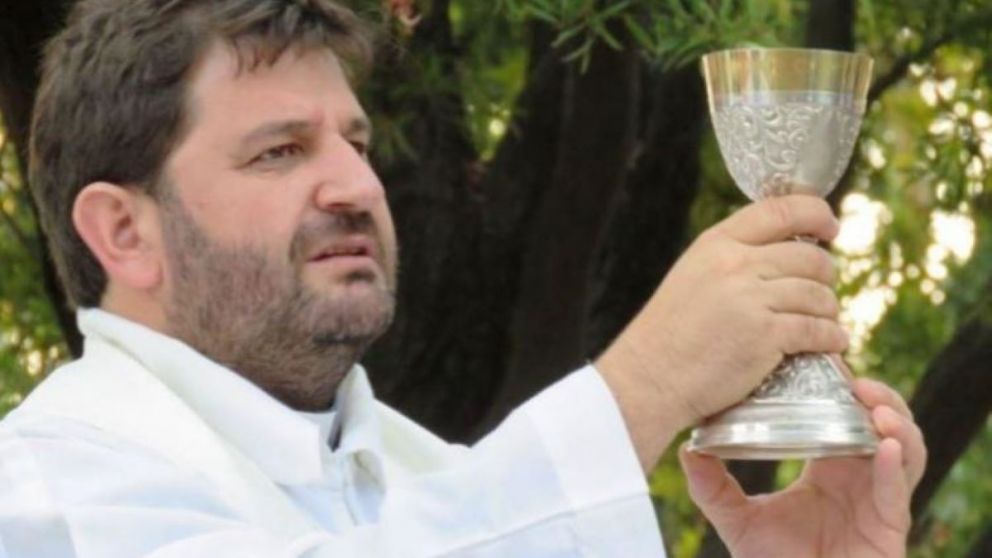 Pedro Ernesto Fournau es el nuevo obispo auxiliar para la Arquidi�cesis de Bah�a Blanca.