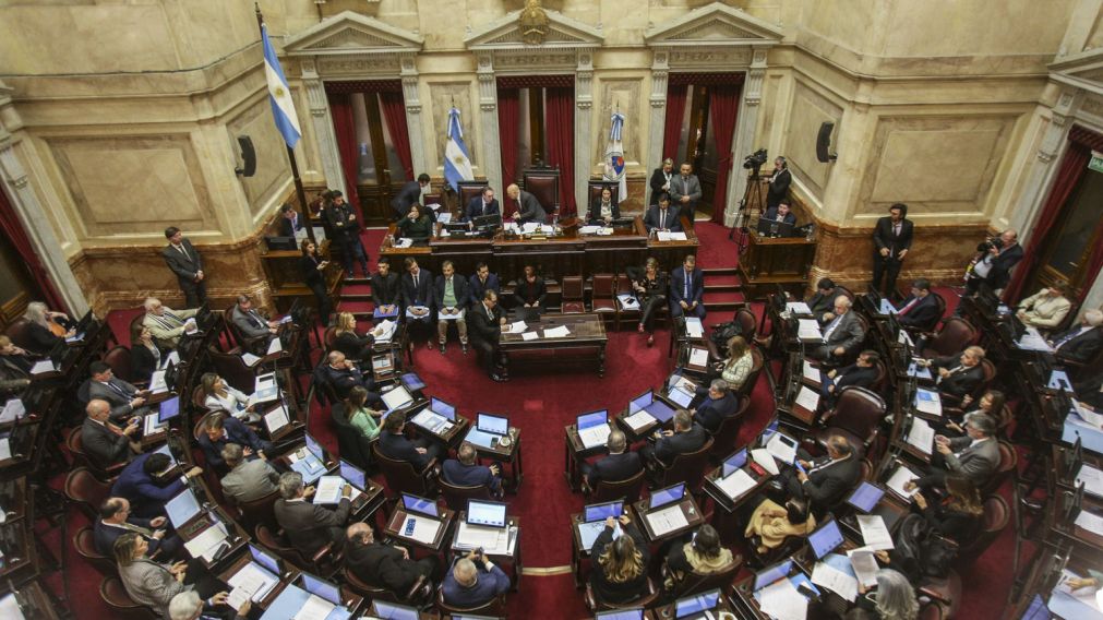 El Senado se prepara para discutir dos temas fundamentales para el oficialismo.