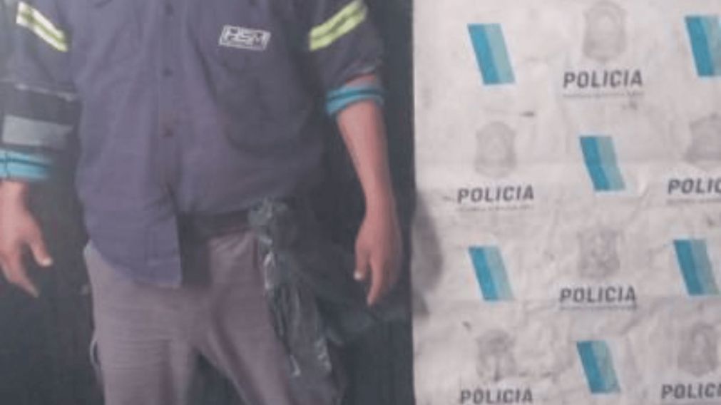 El acusado usaba la ropa de recolector, como disfraz, para engañar a sus víctimas.