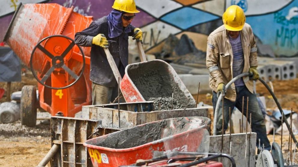 La producci�n de cemento mostr� una ca�da interanual del 26,3% y del 2,6% en relaci�n a julio.