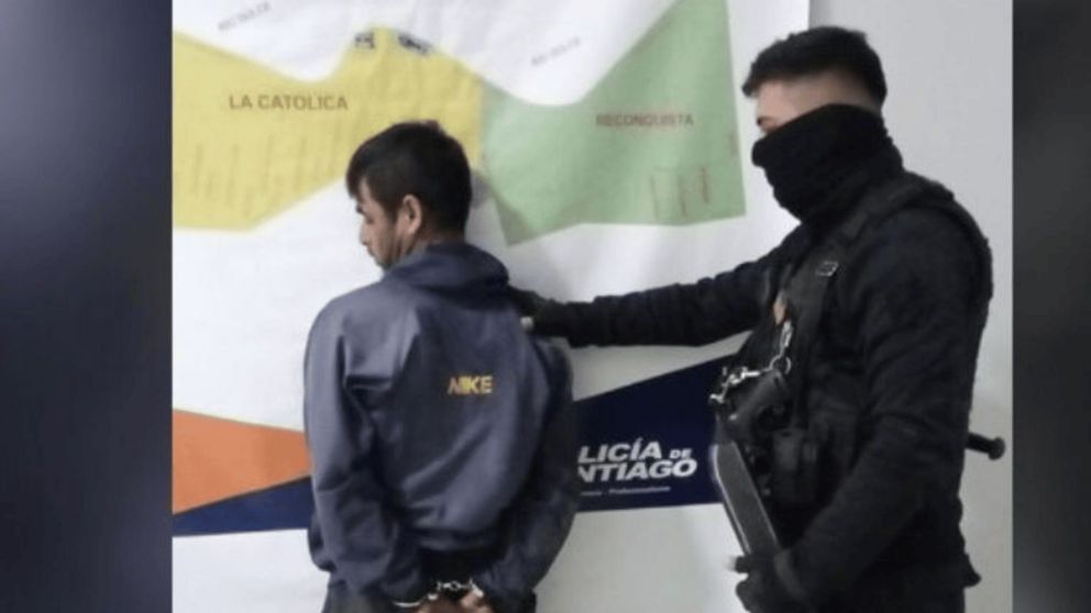 Detenido tras atacar a su ex esposa y su hijo.