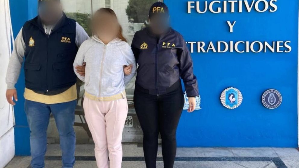 Así capturaron a "La aguantadora", fugita sospechada del secuestro del hijo de poderoso empresario