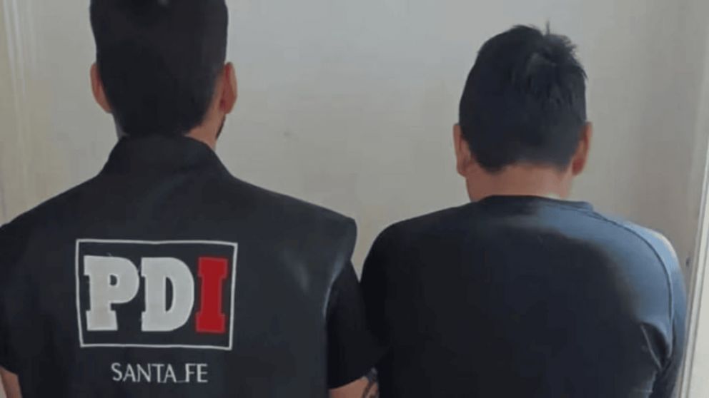 Detenido acusado de extorsionar a una menor de edad.