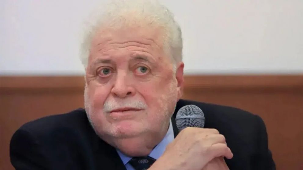 A mí no me dejó defenderme Alberto Fernández.