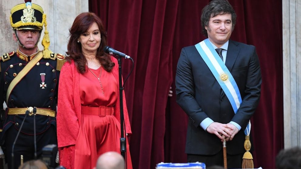 La respuesta de Javier Milei a Cristina Kirchner: “Si querés aprender un poco, prendé la tele que voy a estar dándote una clase particular”.