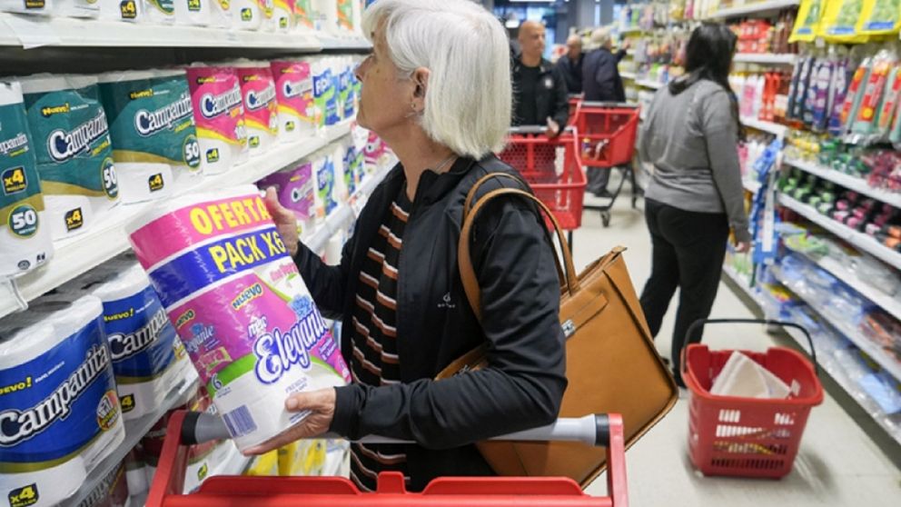 Super beneficio para jubilados con Cuenta DNI: así pueden ahorrar hasta $52.000 en septiembre.