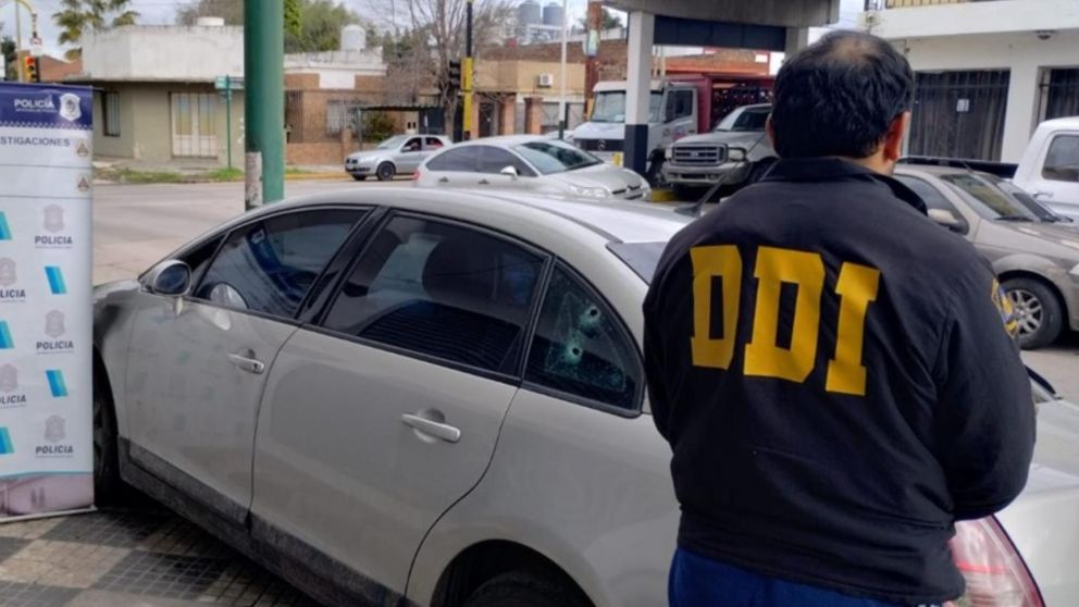 El autom�vil que era guiado por la v�ctima del robo.