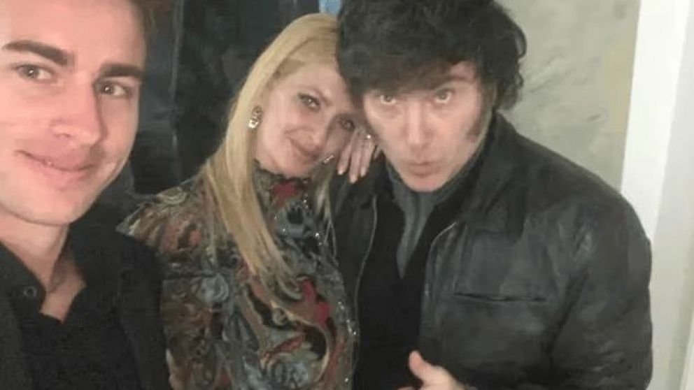Yuyito González y Javier Milei con el hijo de la conductora (Instagram).