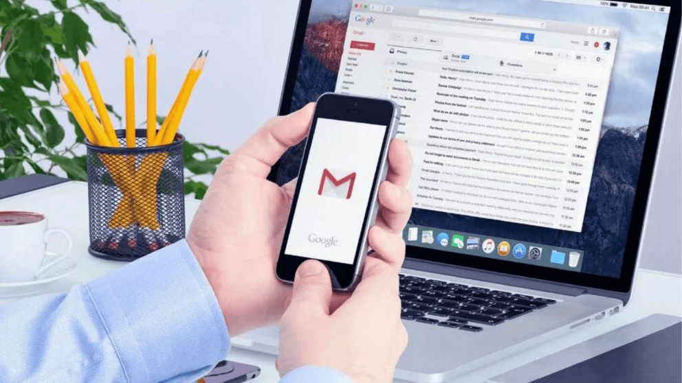 La aplicación de Google para correos electrónicos incorpara una nueva característica de seguridad para ingresar a las cuentas que le dice "chau" a las contraseñas (Imagen ilustrativa).