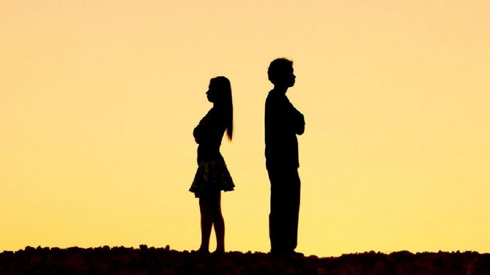 ¡Cuidado! este es tu mayor error en una relación amorosa, según tu signo del zodiaco.