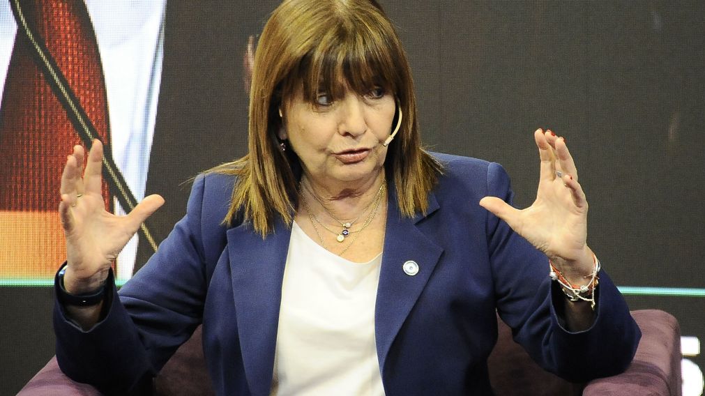 Patricia Bullrich buscó despegarse de la visita de los diputados libertarios a los genocidas en Ezeiza.