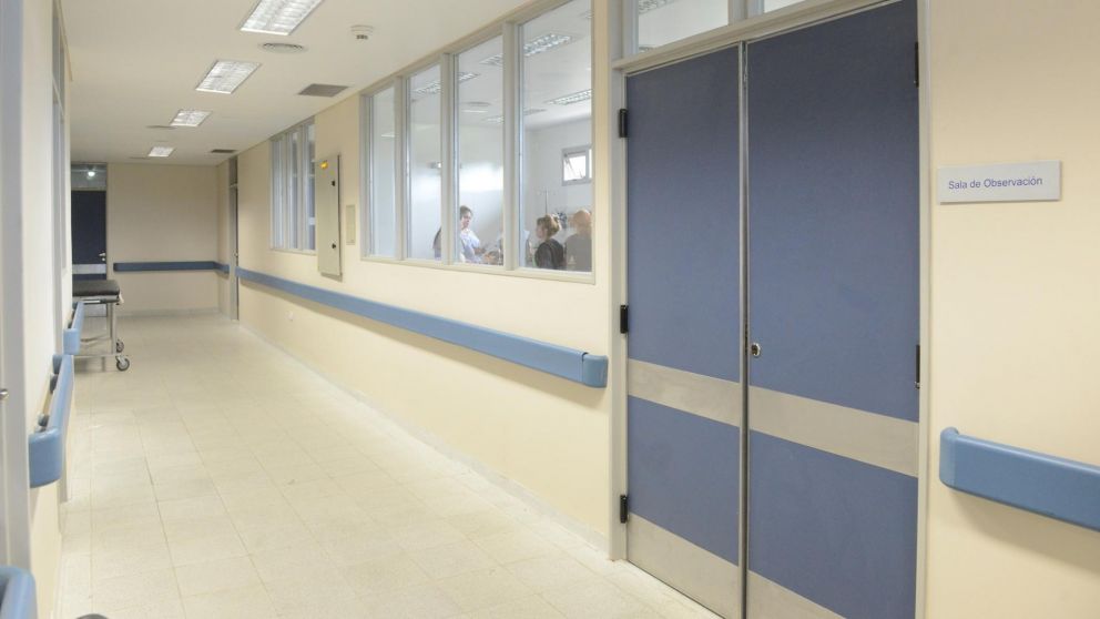 La víctima tuvo que ser atendida en un hospital por sus lesiones.